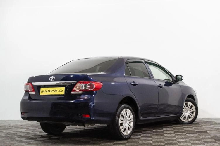 Toyota Corolla 4 из 6