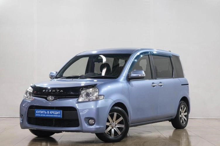 Toyota Sienta 3 из 6