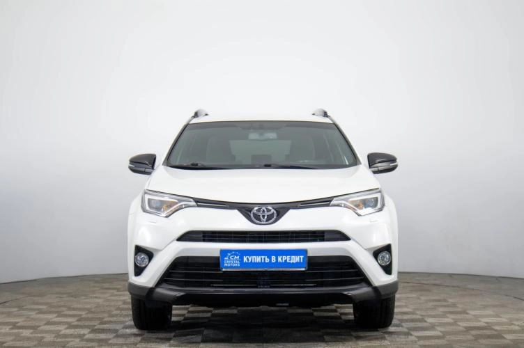 Toyota RAV4 2 из 6