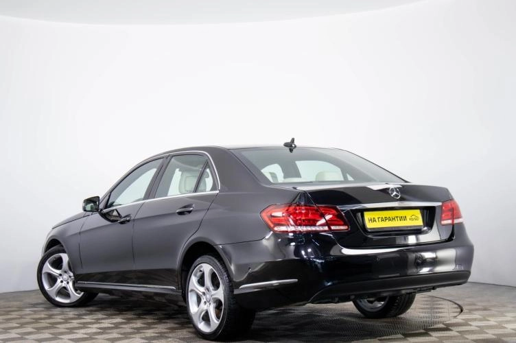 Mercedes-Benz E-класс 6 из 6