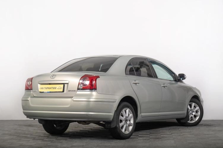Toyota Avensis 6 из 6