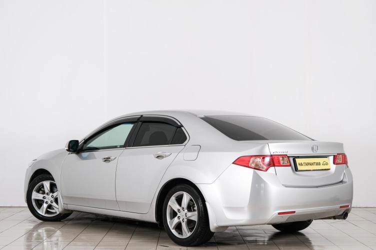 Honda Accord 4 из 6