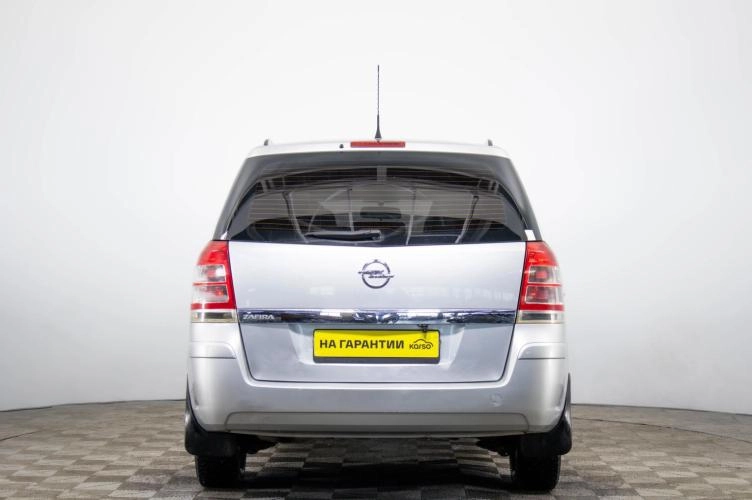 Opel Zafira 5 из 6