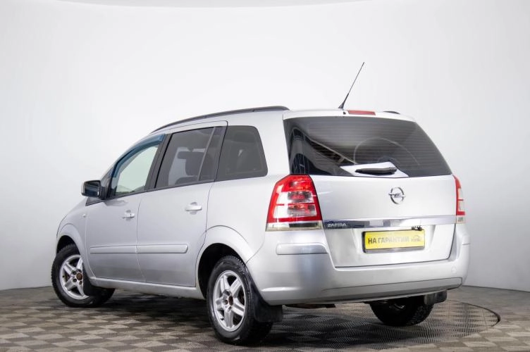 Opel Zafira 6 из 6