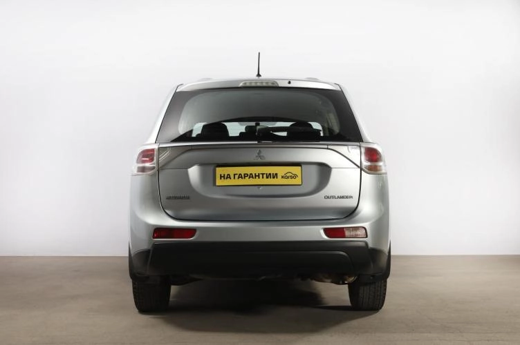 Mitsubishi Outlander 5 из 6
