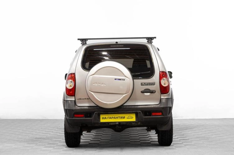 Chevrolet Niva 5 из 6