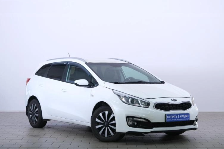 KIA cee'd 1 из 6