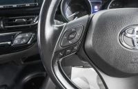 Toyota C-HR 15 из 24