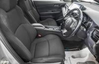 Toyota C-HR 10 из 24