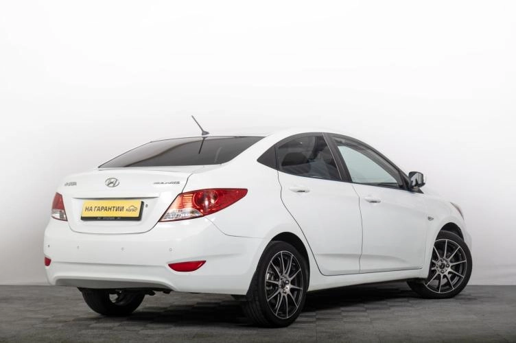 Hyundai Solaris 5 из 6