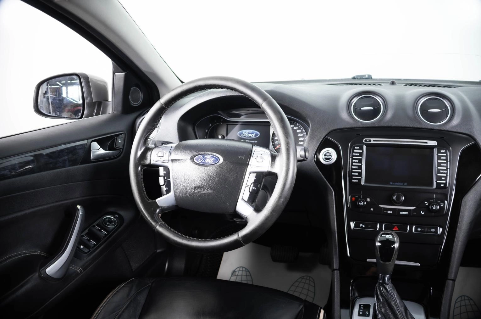 Ford Mondeo 12 из 22