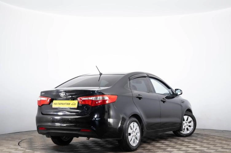 KIA Rio 4 из 6