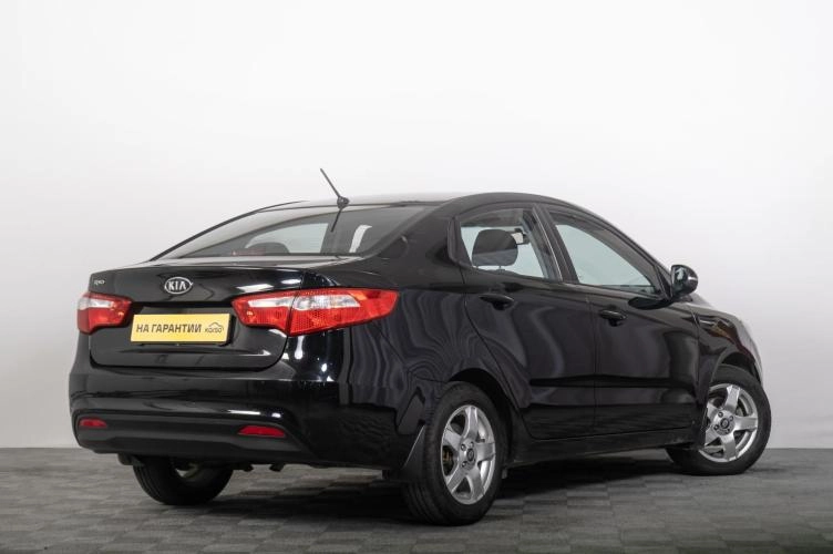 KIA Rio 5 из 6