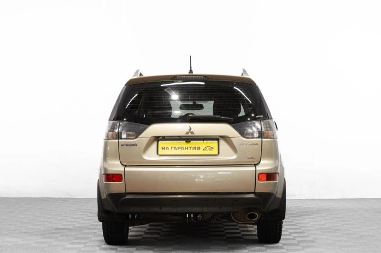 Mitsubishi Outlander 5 из 6