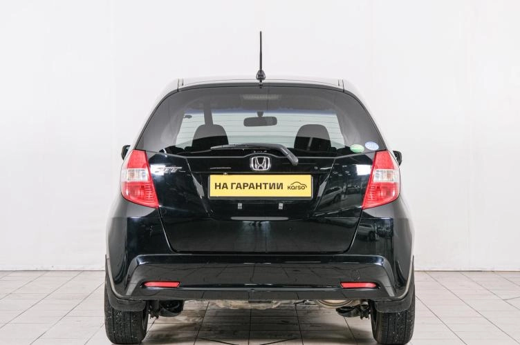 Honda Fit 5 из 6