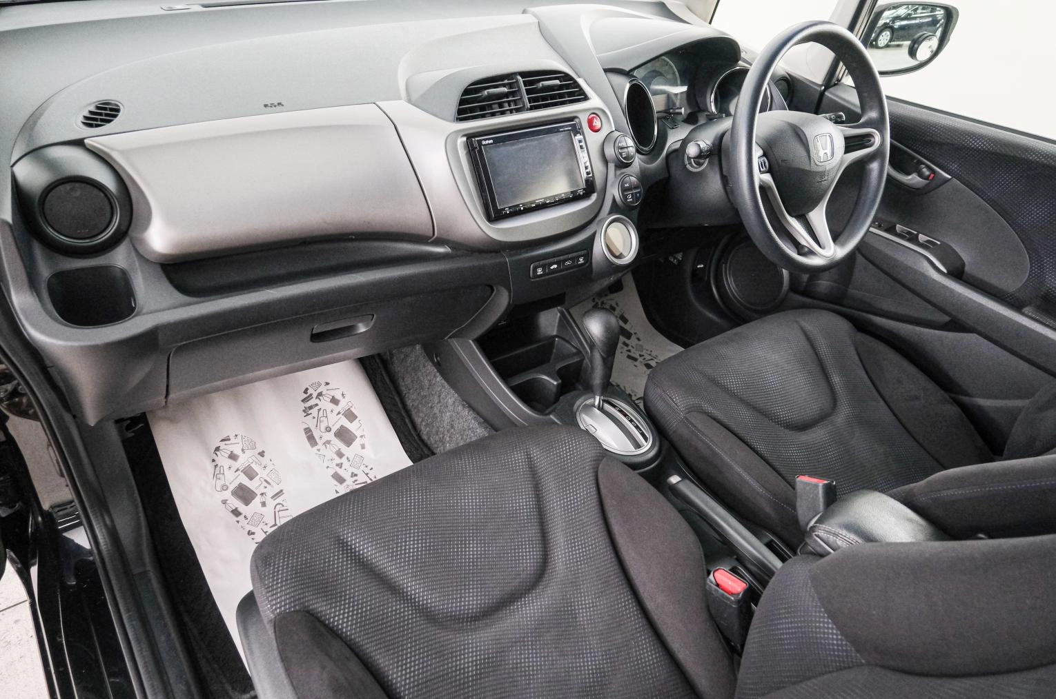 Honda Fit 12 из 22