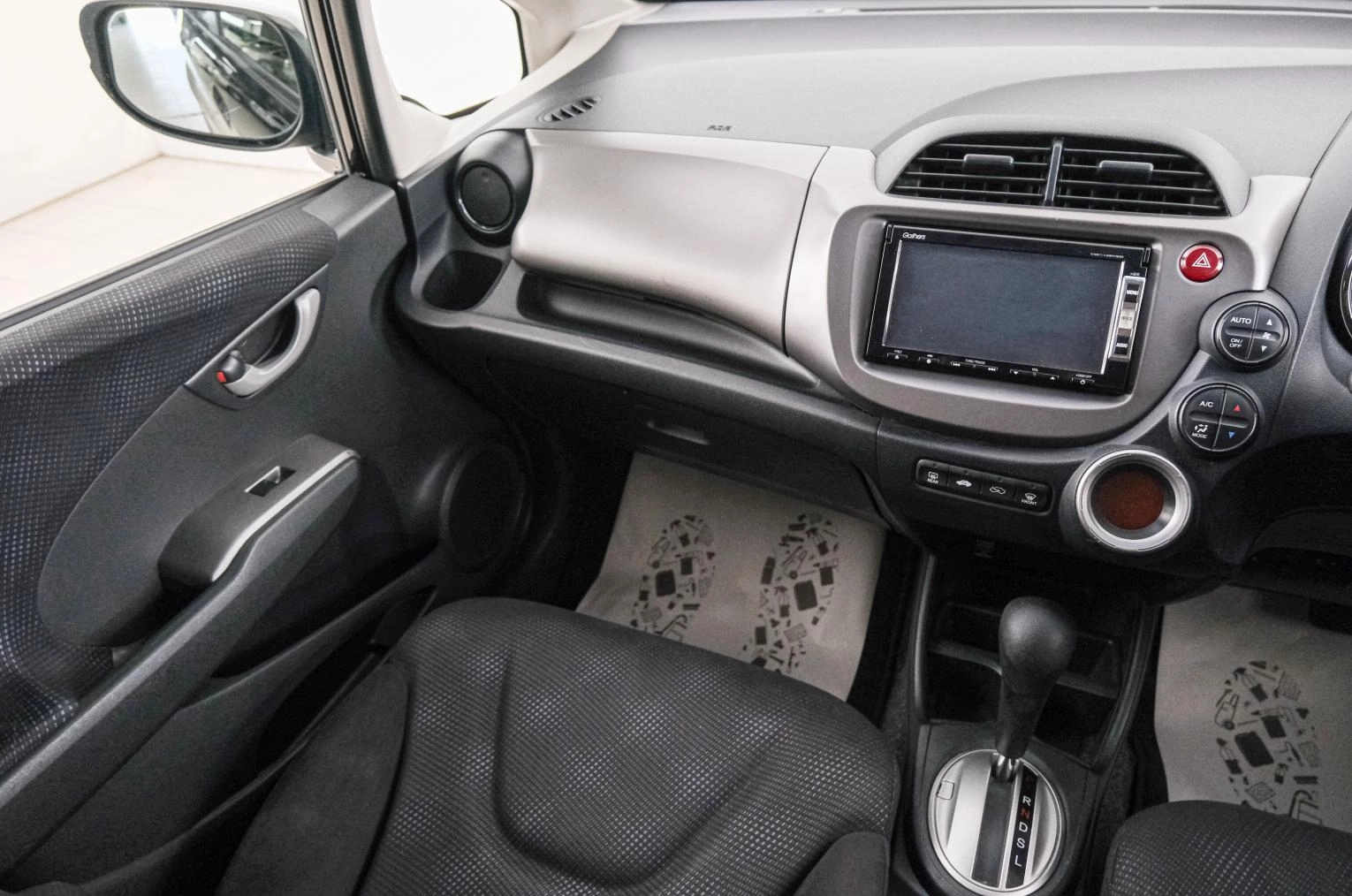 Honda Fit 11 из 22