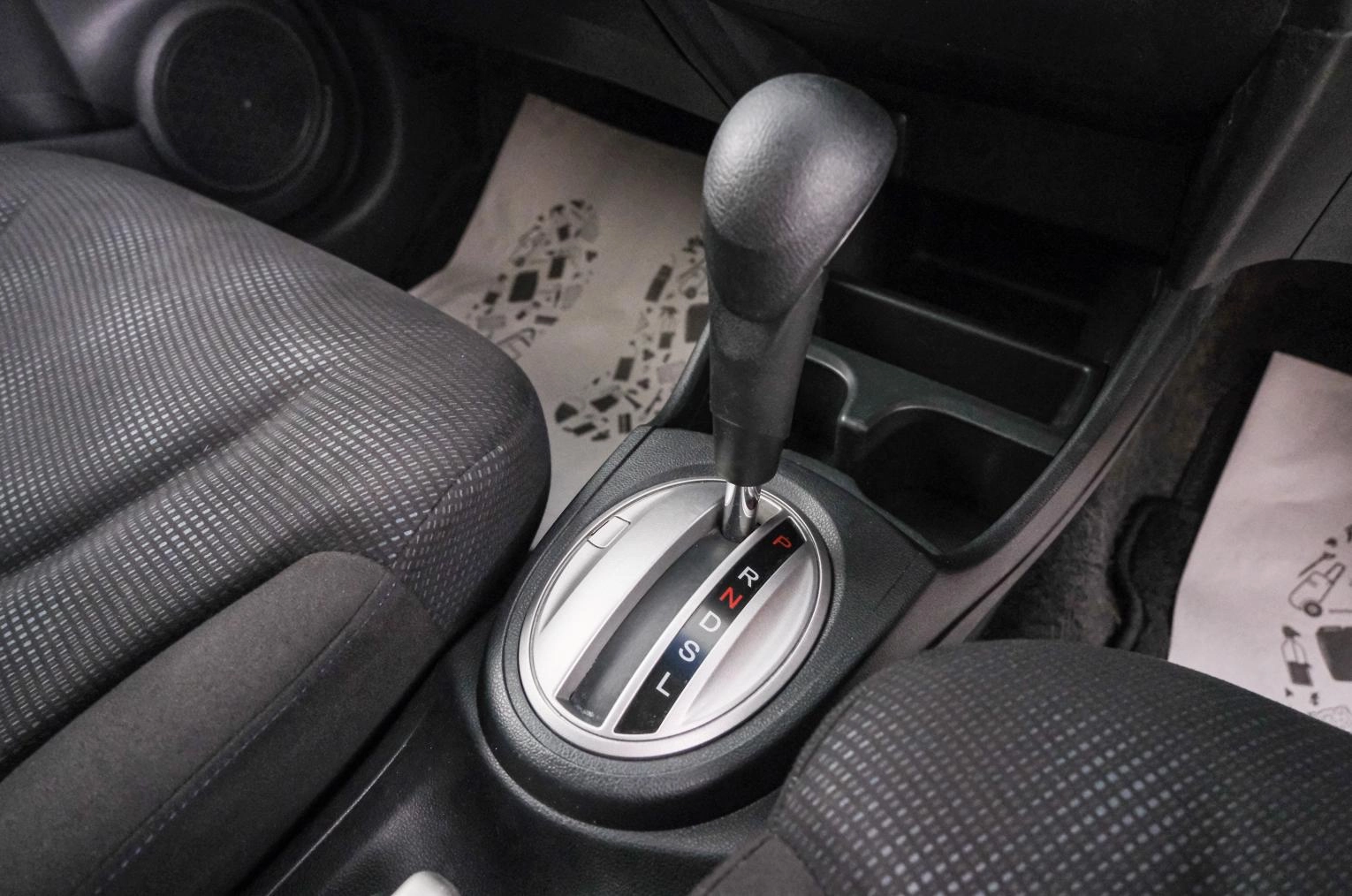 Honda Fit 16 из 22