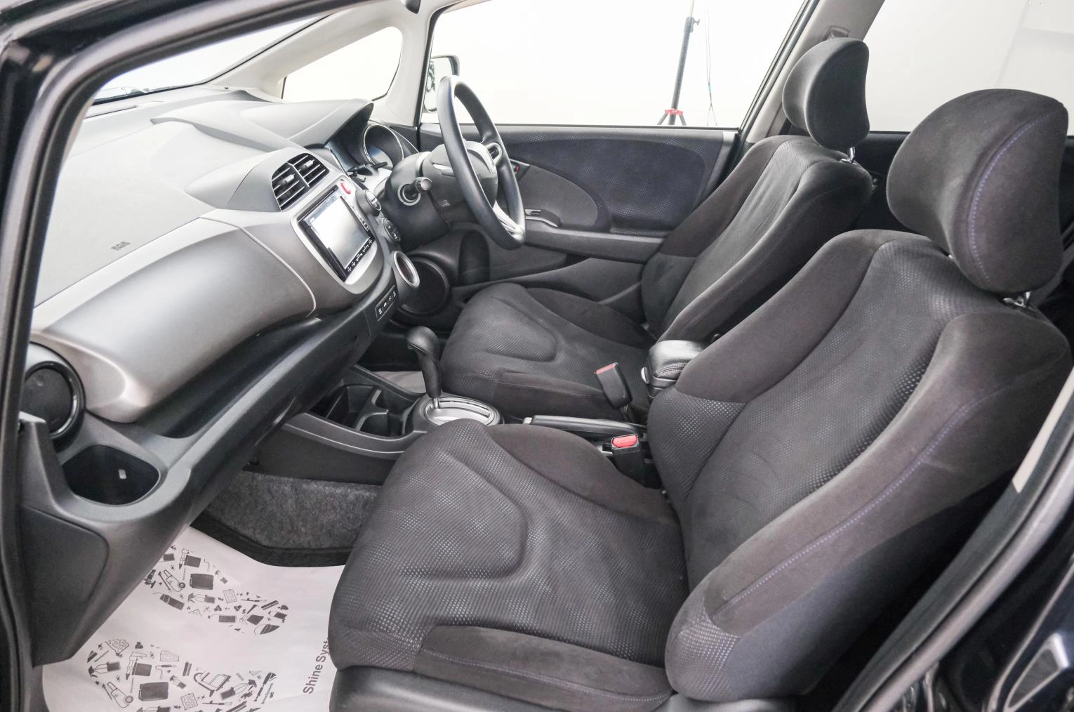 Honda Fit 13 из 22