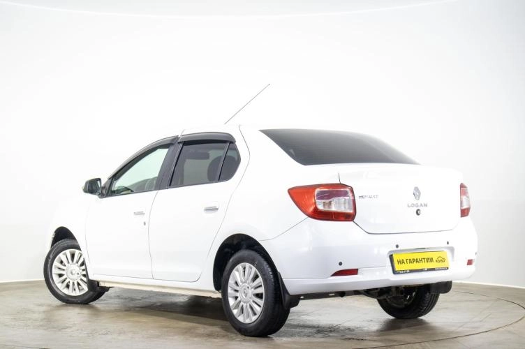 Renault Logan 6 из 6