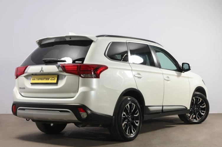 Mitsubishi Outlander 6 из 6