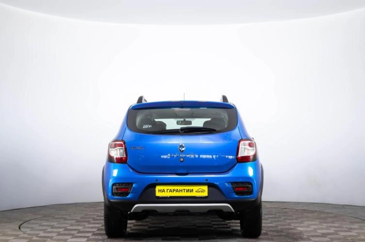 Renault Sandero Stepway 5 из 6