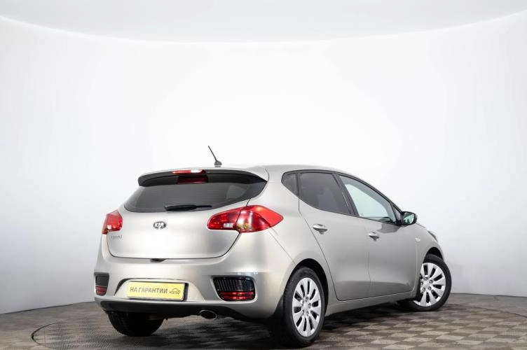 KIA cee'd 4 из 6