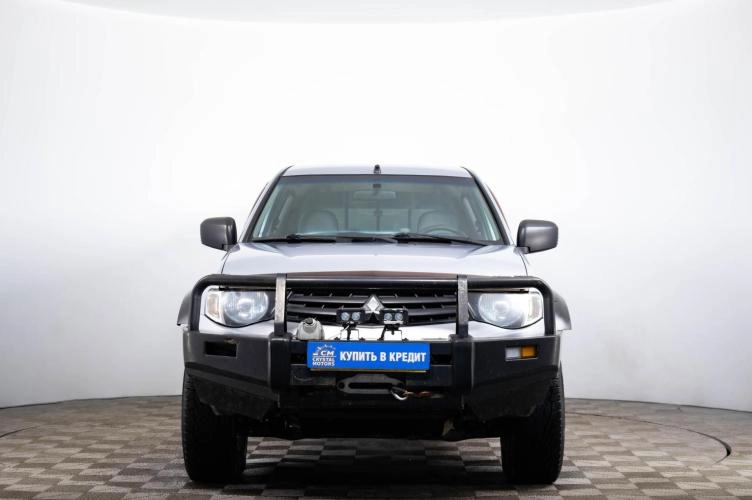 Mitsubishi L200 2 из 6