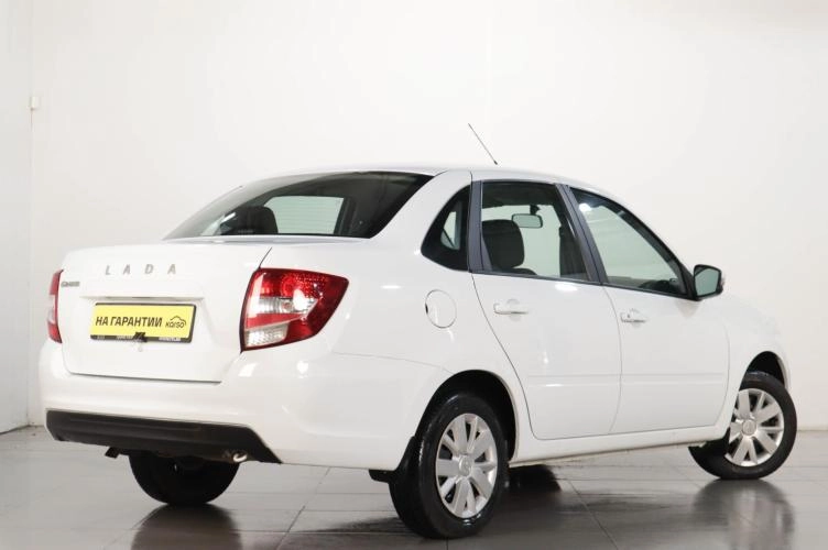ВАЗ (LADA) Granta 6 из 15