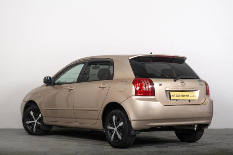 Toyota Corolla Runx 4 из 6