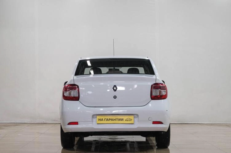 Renault Logan 5 из 6