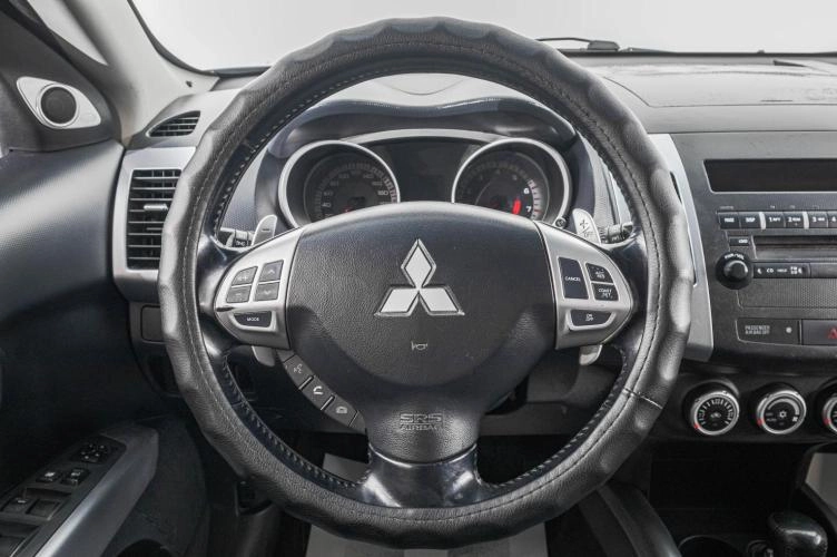 Mitsubishi Outlander 14 из 30