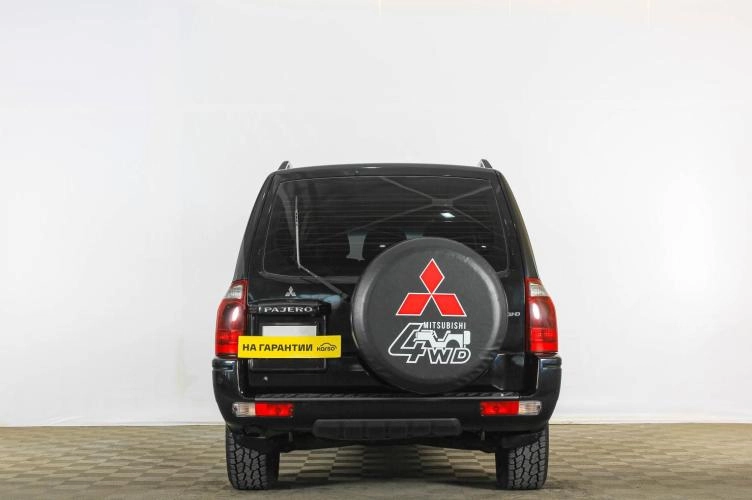 Mitsubishi Pajero 5 из 6