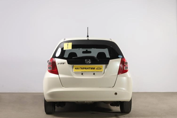 Honda Fit 5 из 6