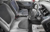 Honda Fit 8 из 20