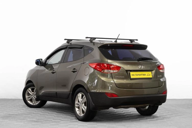 Hyundai ix35 6 из 26