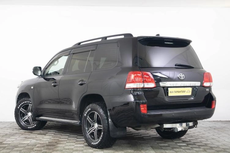Toyota Land Cruiser 4 из 6