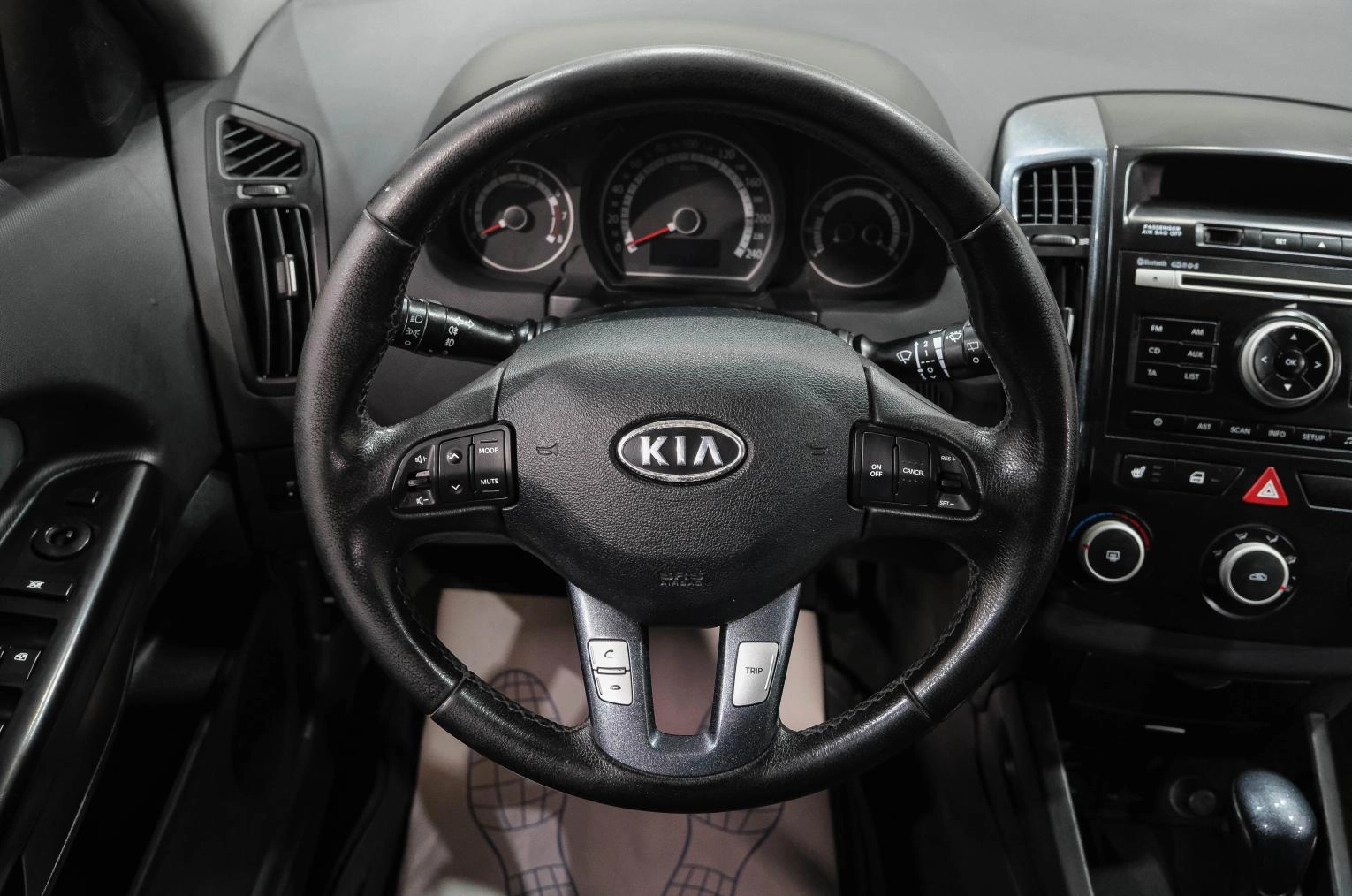 KIA cee'd 19 из 29