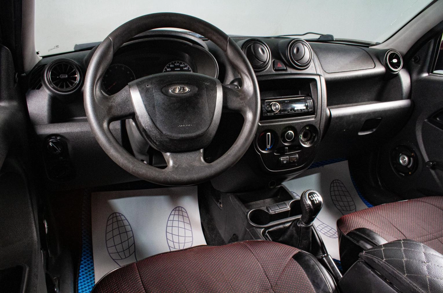 ВАЗ (LADA) Granta 10 из 15