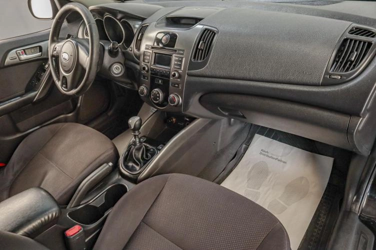 KIA Cerato 14 из 16