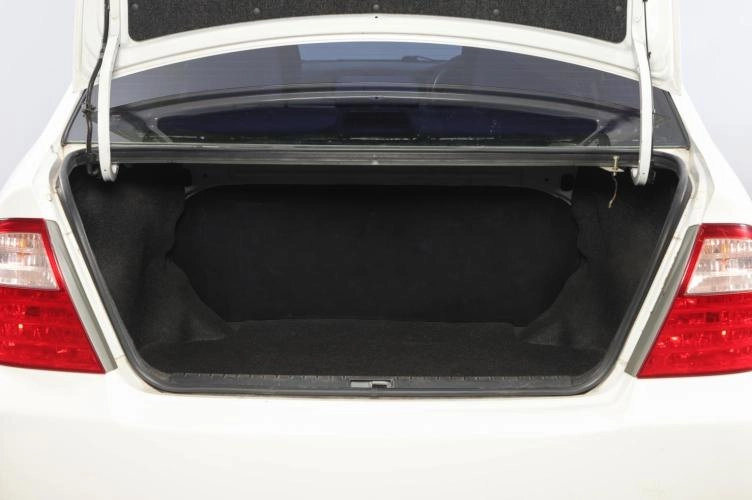 Toyota Corolla 16 из 16