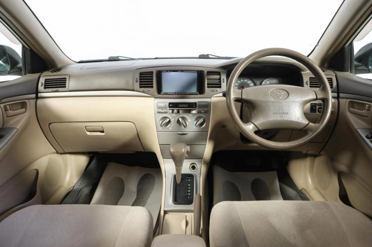 Toyota Corolla 8 из 16