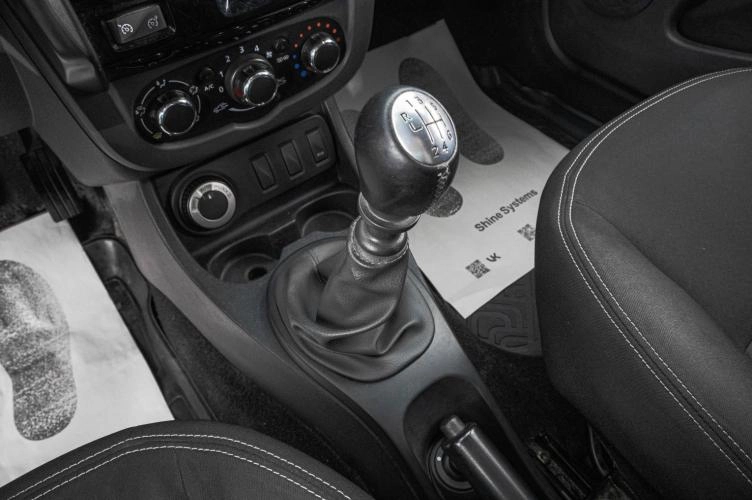 Renault Duster 17 из 23