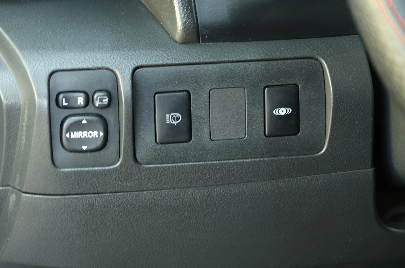 Toyota Camry 9 из 22