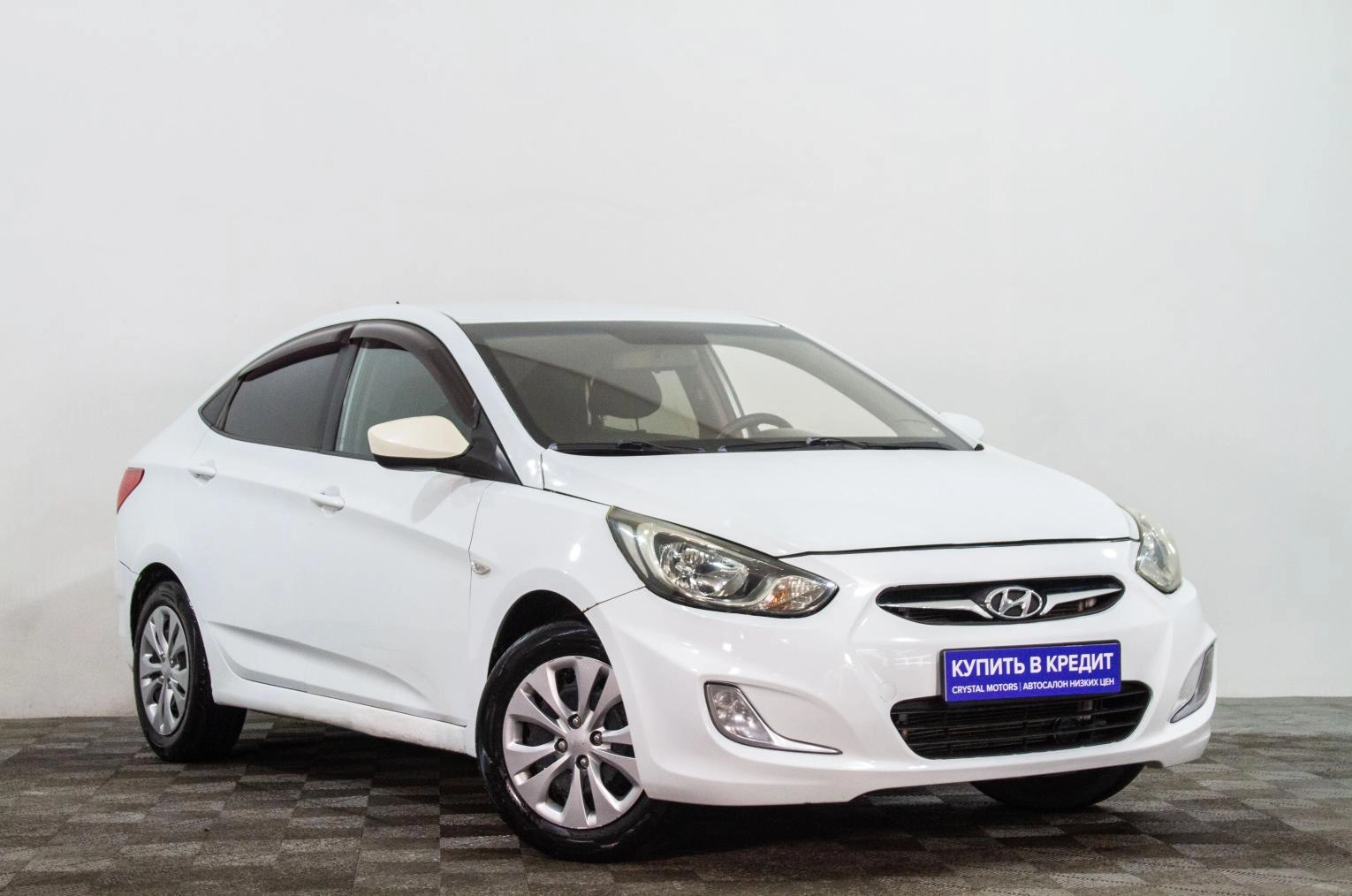 Hyundai Solaris 1 из 16