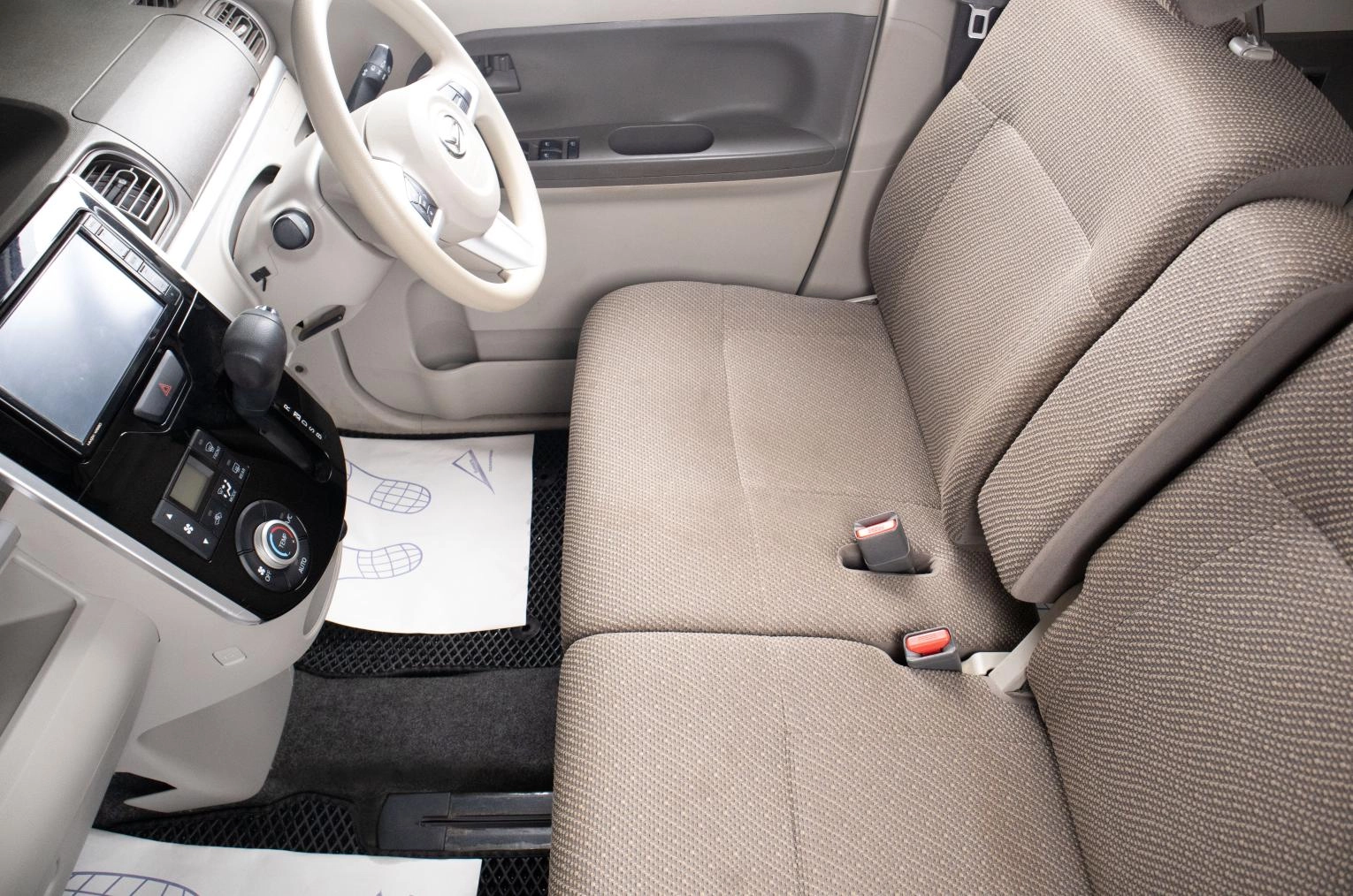 Daihatsu Tanto 17 из 19