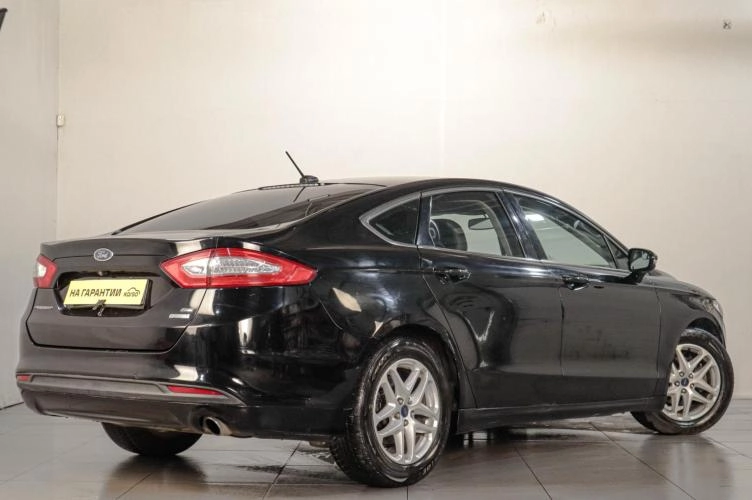 Ford Fusion (North America) 6 из 6
