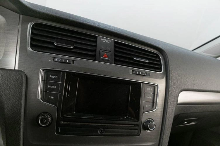 Volkswagen Golf 13 из 18