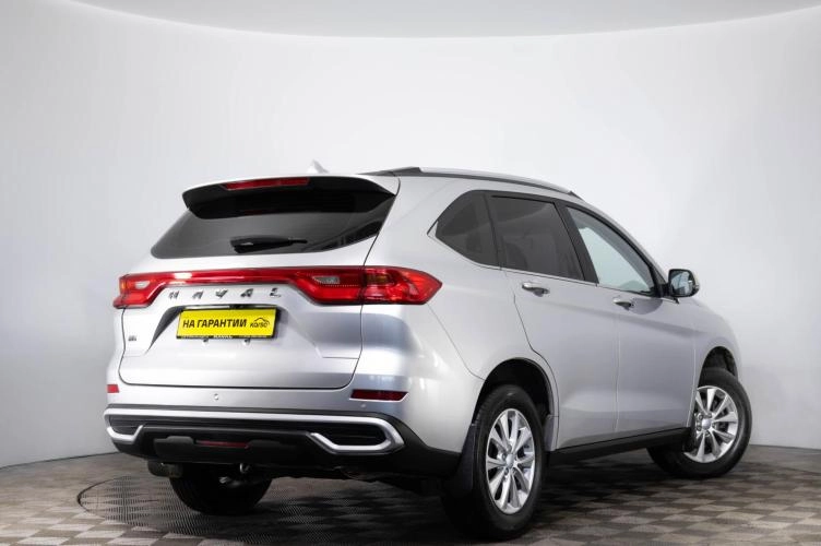 Haval M6 4 из 6