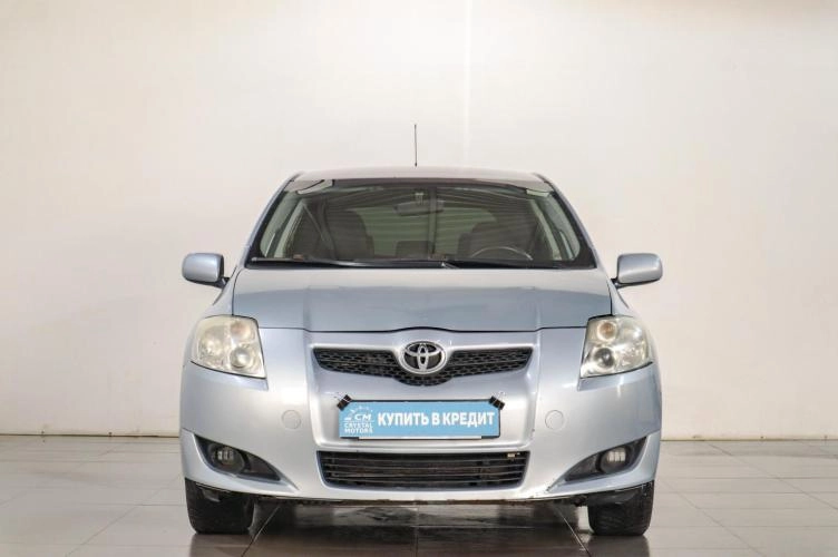 Toyota Auris 2 из 6